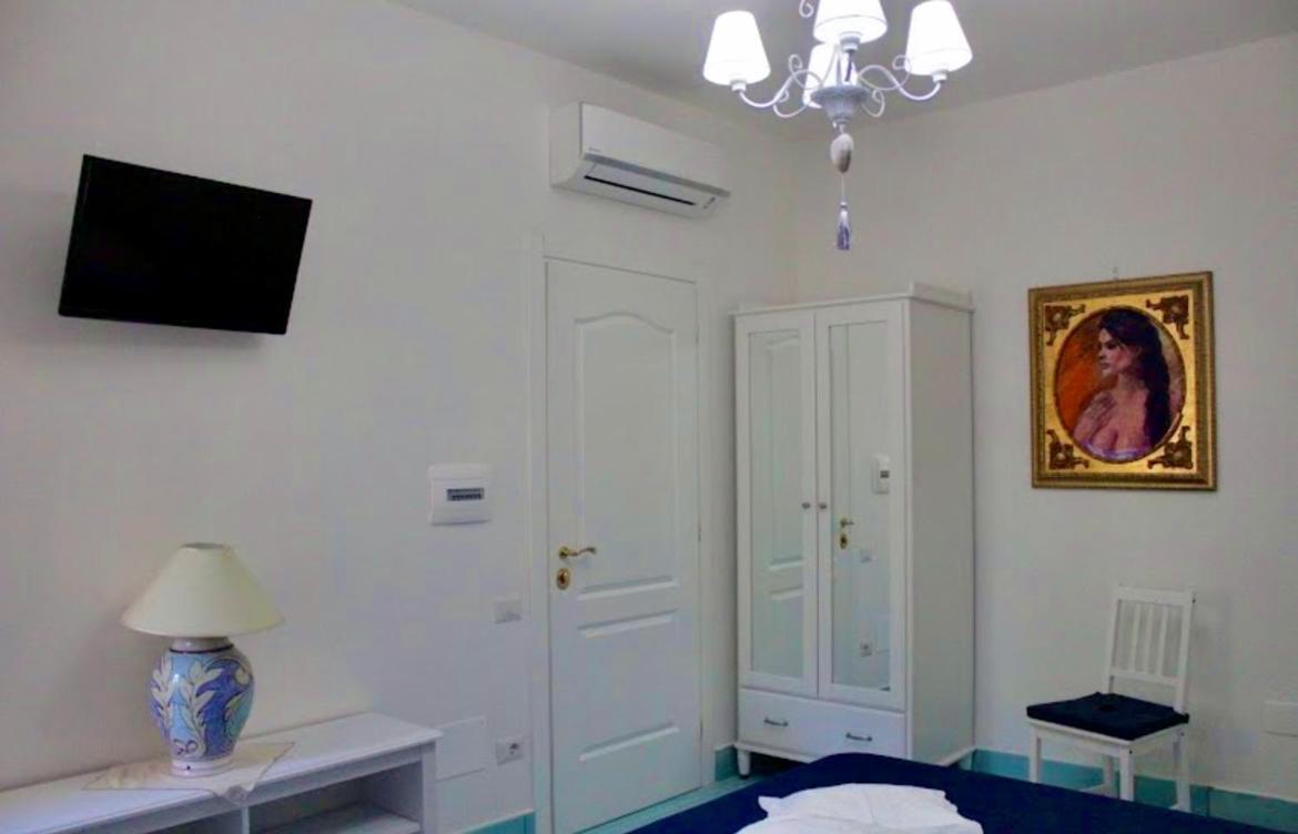 Готель Il Borgo Di Iaconti В'єтрі Екстер'єр фото